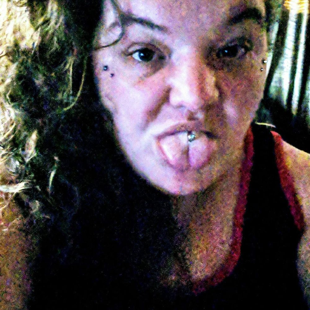 Meet your Posher, Crystal